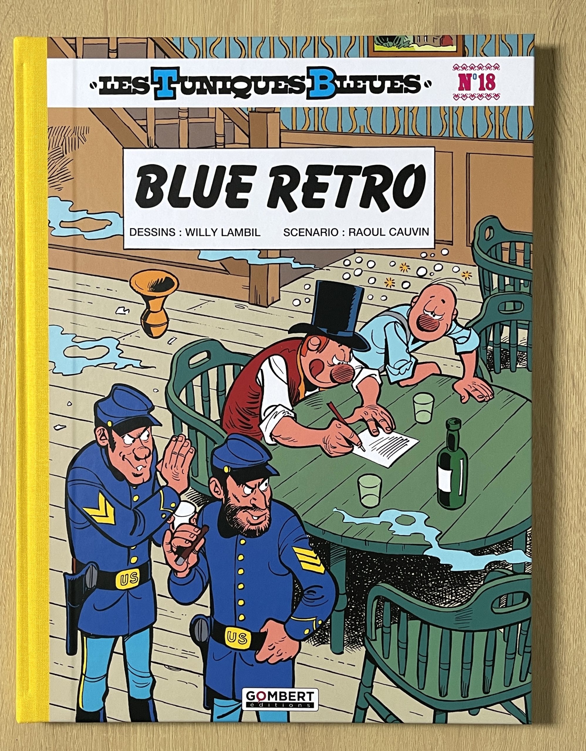 LES TUNIQUES BLEUES - BLUE RETRO